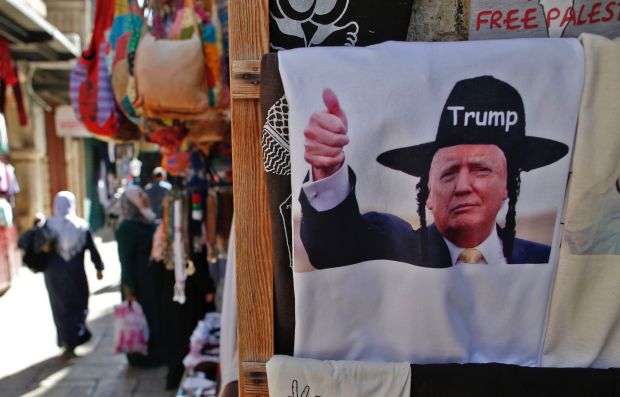 trumpin-a-hat-1481831526 (1)